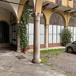 Charme E Storia Apartment In Brescia Center