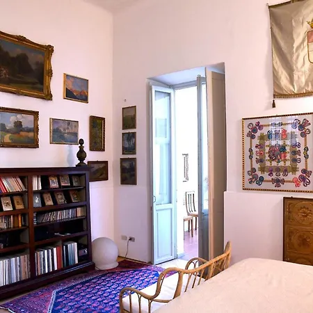 Charme E Storia Apartment In Brescia Center Apartament Brescia