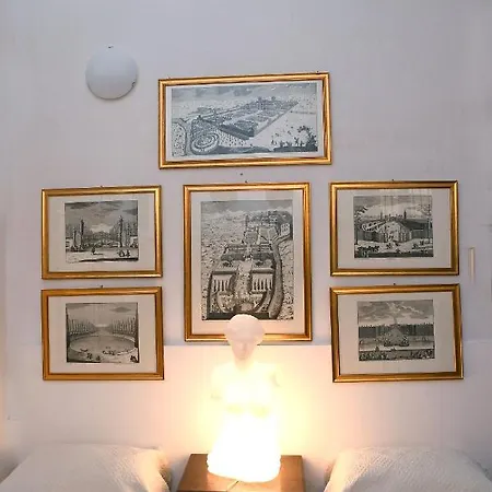 Charme E Storia Apartment In Brescia Center Lejlighed Brescia