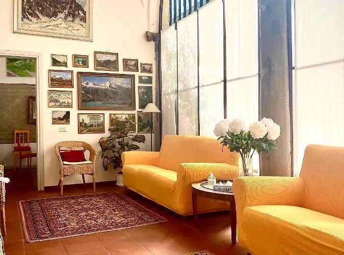 Appartement Charme E Storia Apartment In Brescia Center