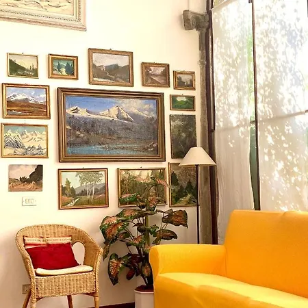 Charme E Storia Apartment In Brescia Center * Brescia
